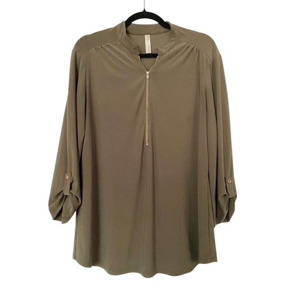 Olive green 3/4 sleeve blouse with gold zipper